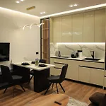 Lm Lejlighed Tirana